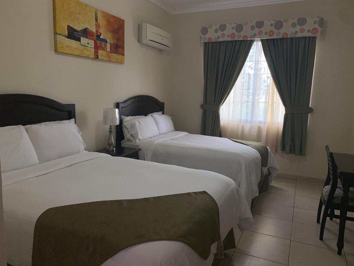 Hotel Galeria سانتياغو المظهر الخارجي الصورة