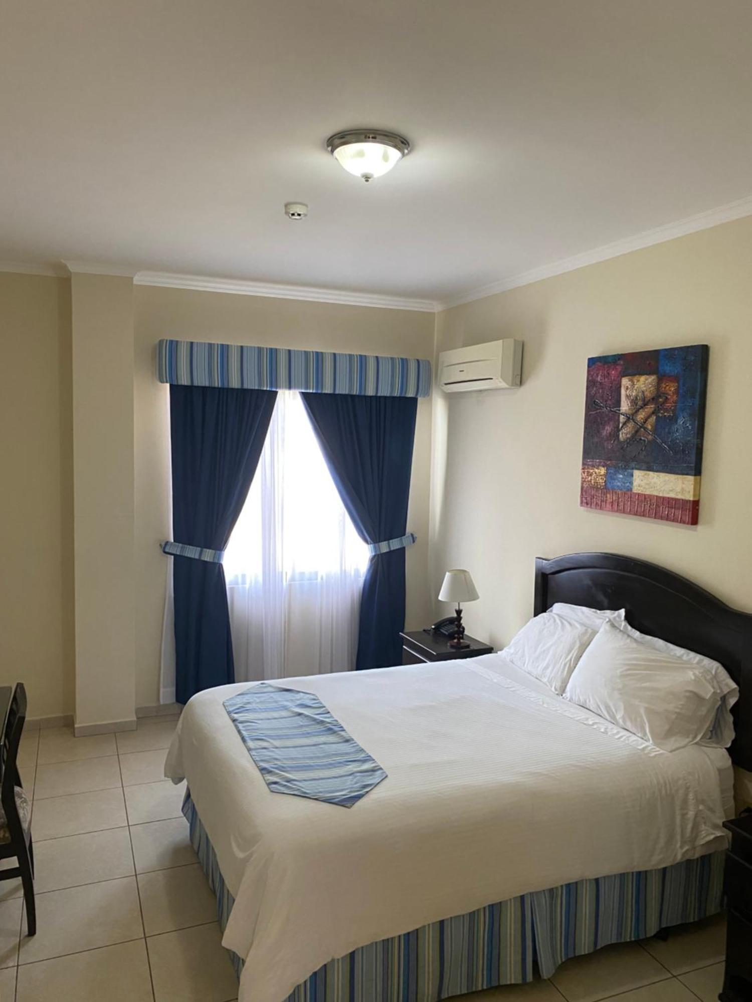 Hotel Galeria سانتياغو المظهر الخارجي الصورة